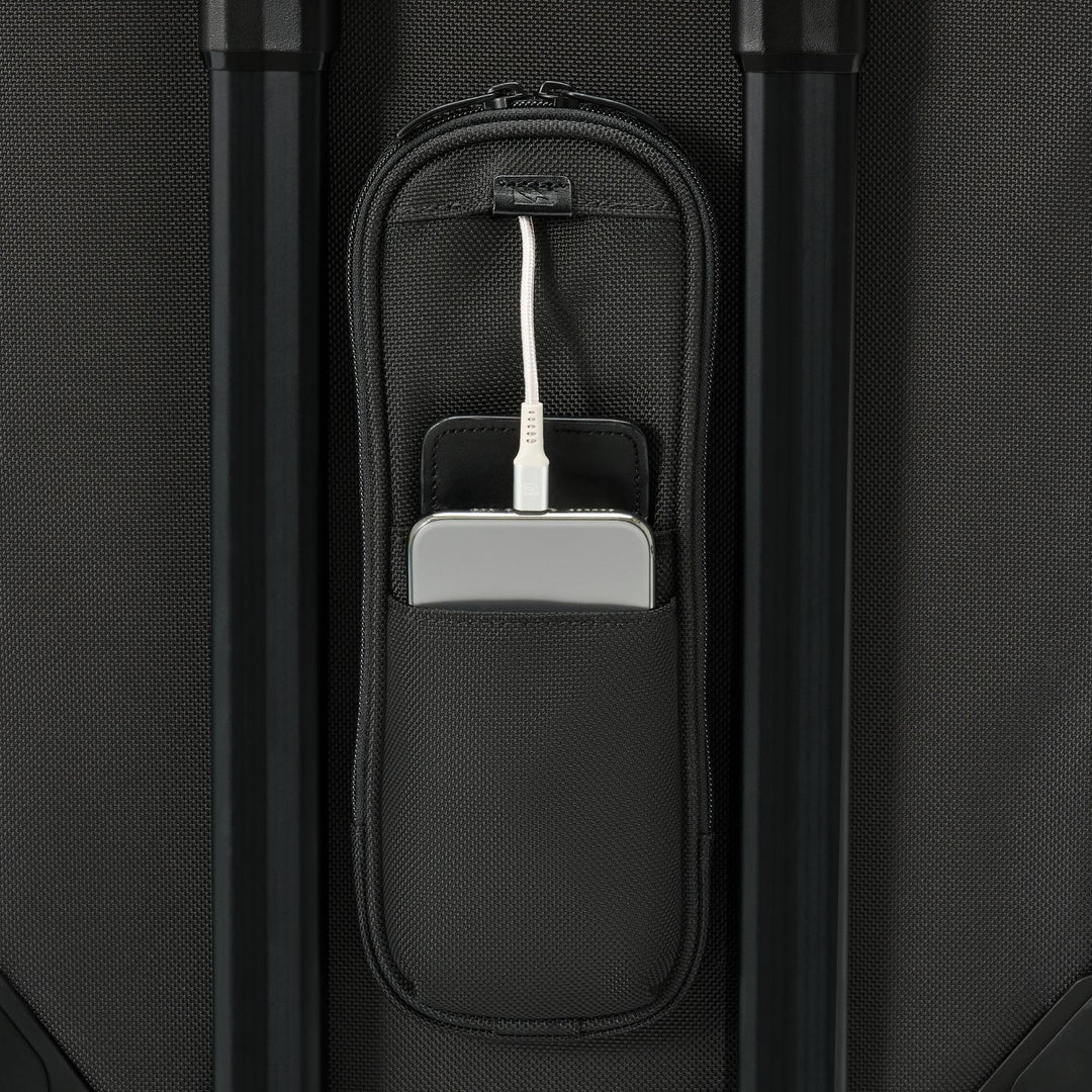 Briggs & Riley Baseline 22" Carry-on 2-Wheel Garment Bag