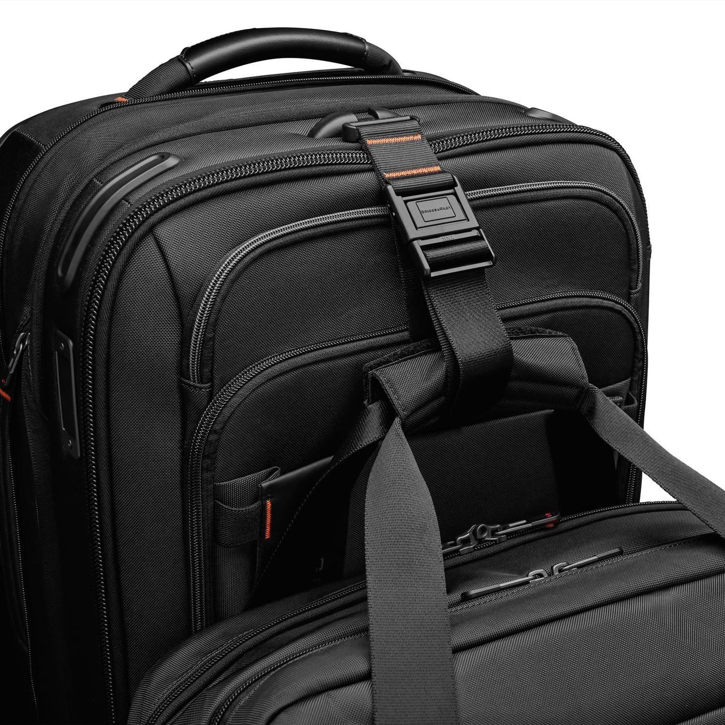 Briggs & Riley ZDX Essential 22" Carry-On Expandable Spinner