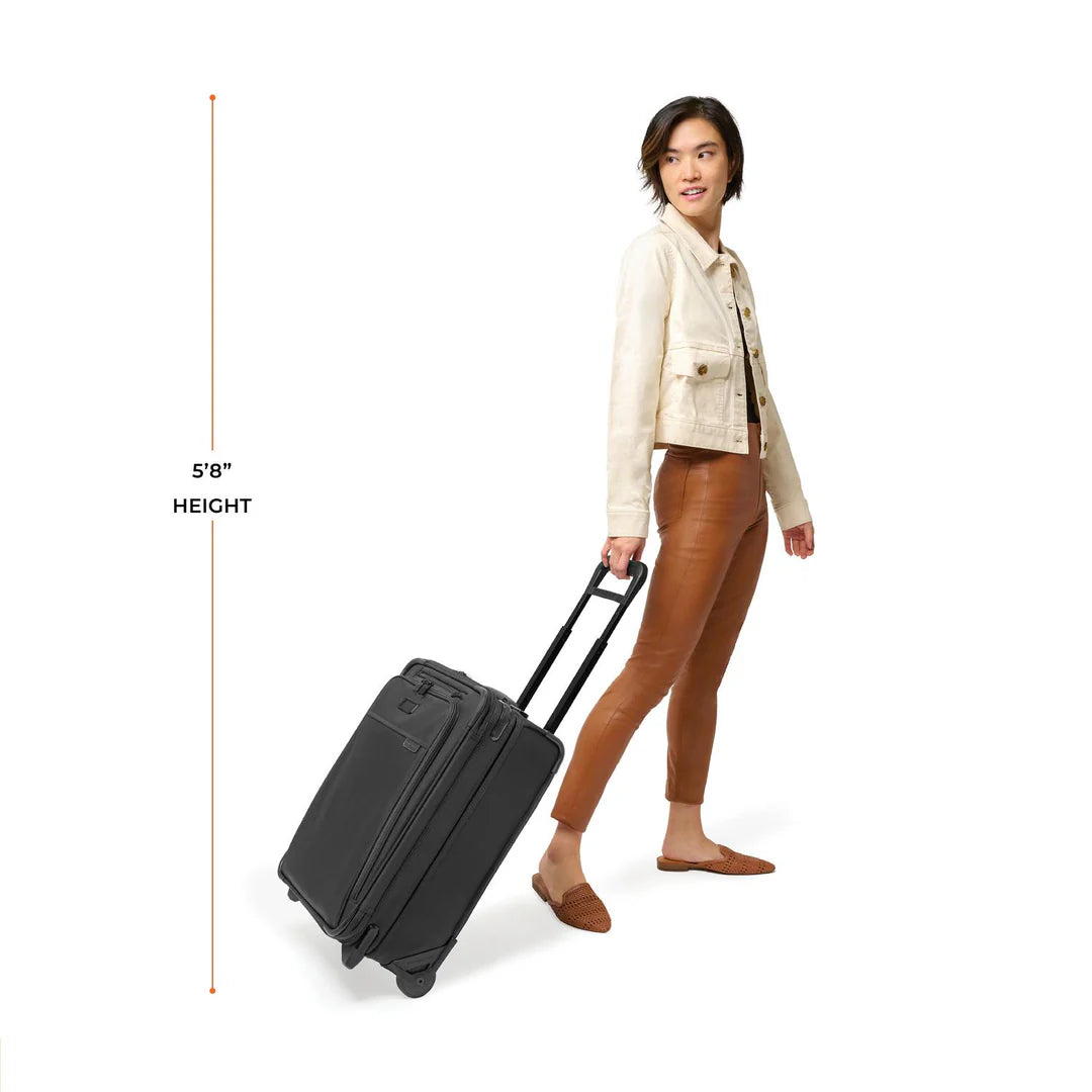 Briggs & Riley Baseline Global 21" 2-Wheel Expandable Carry-On