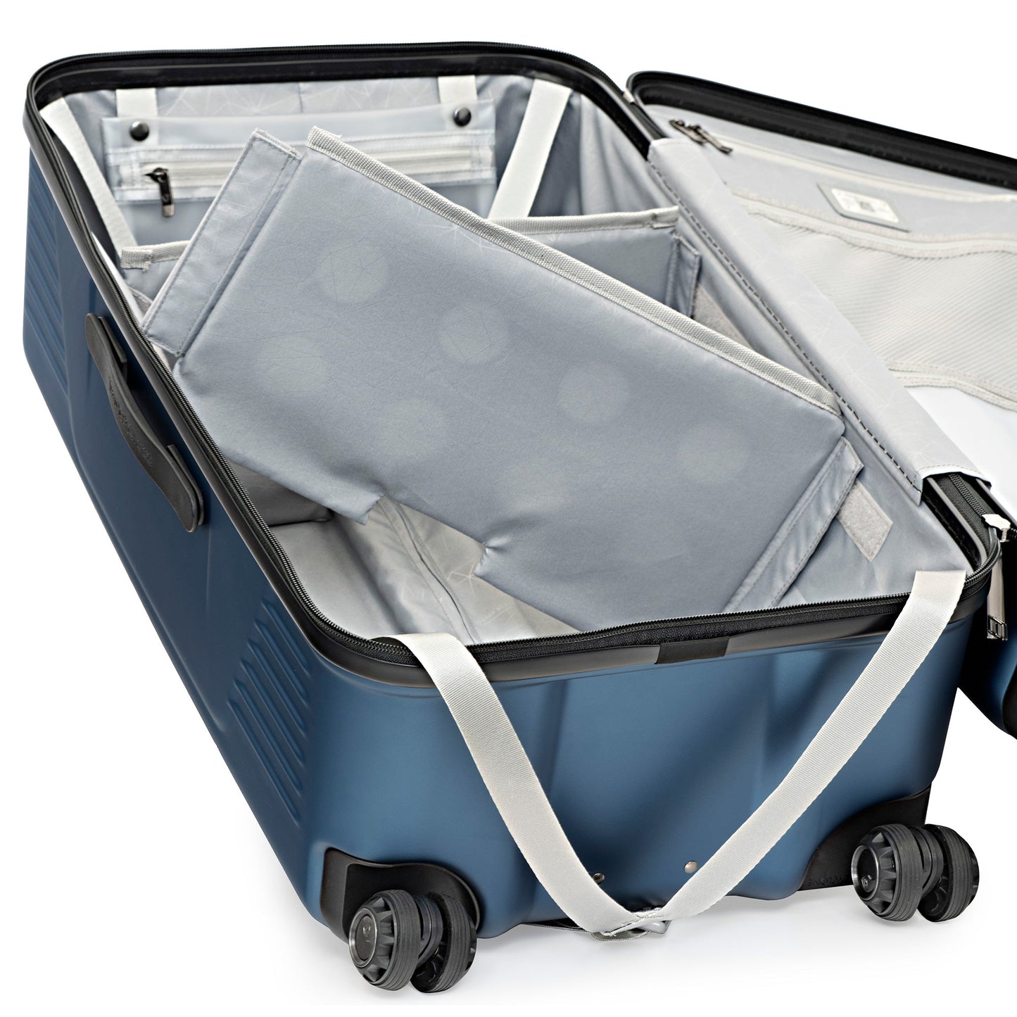 Ultimax II Medium Trunk